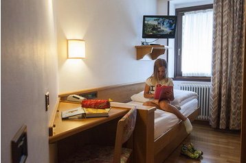 Taliansko Hotel Madonna di Campiglio, Exteriér